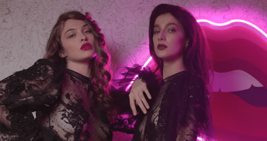 La Métamorphose FW21 Paris Fashion Week La Métamorphose FW21 Paris Fashion Week Vanity Teen 虚荣青年 Lifestyle & new faces magazine