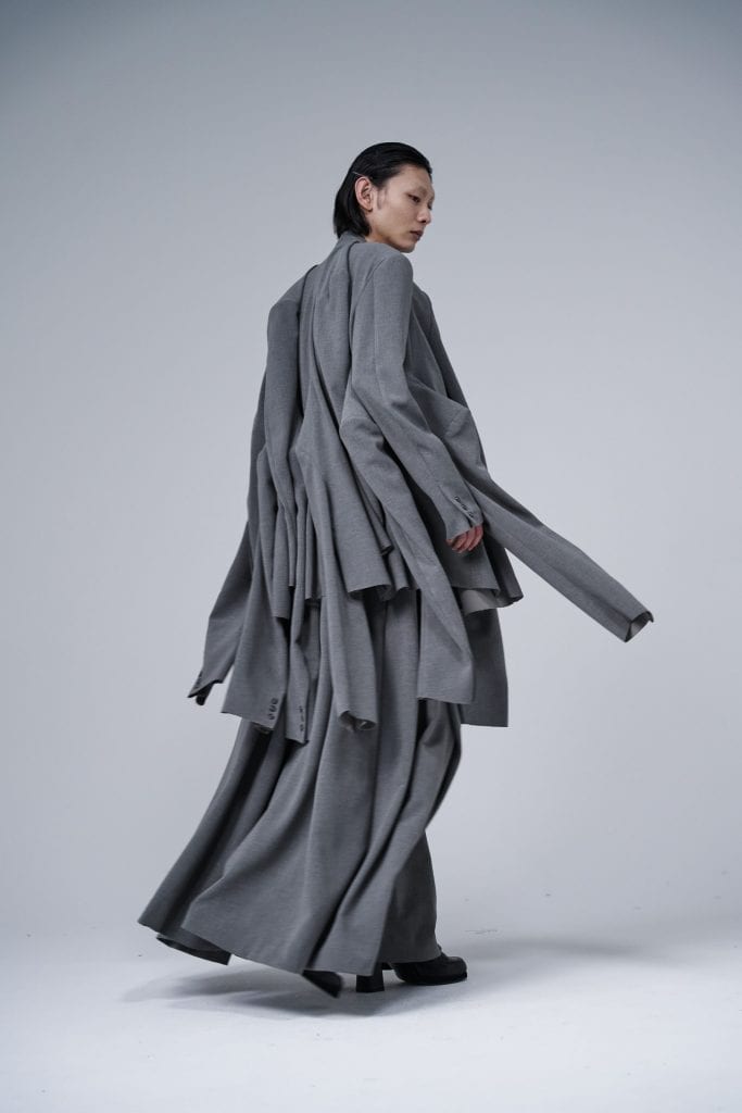 LFW FW21 TOKYO FASHION AWARD- RequaL≡ LFW FW21 TOKYO FASHION AWARD- RequaL≡ Vanity Teen 虚荣青年 Lifestyle & new faces magazine