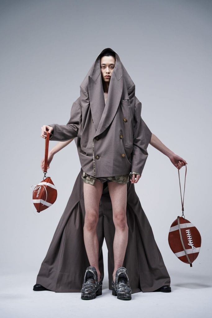 LFW FW21 TOKYO FASHION AWARD- RequaL≡ LFW FW21 TOKYO FASHION AWARD- RequaL≡ Vanity Teen 虚荣青年 Lifestyle & new faces magazine