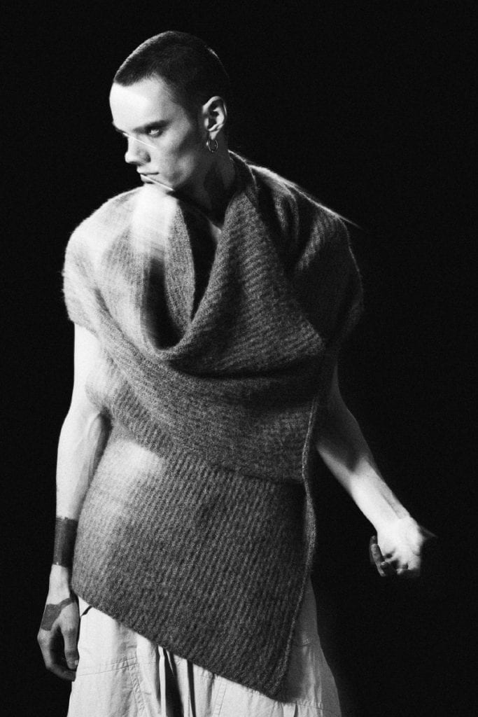 _JULIUS F/W 21/22 Collection Vanity Teen 虚荣青年 Lifestyle & new faces magazine _JULIUS F/W 21/22 Collection _JULIUS F/W 21/22 Collection Vanity Teen 虚荣青年 Lifestyle & new faces magazine