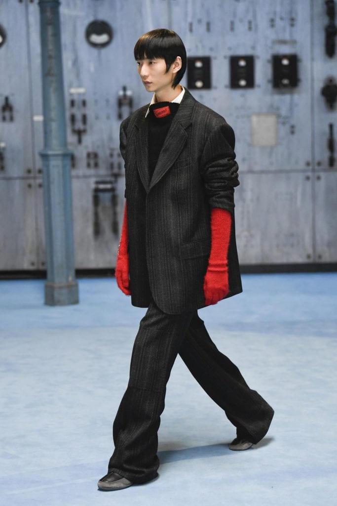 Raf Simons F/W 21 Collection Vanity Teen 虚荣青年 Lifestyle & new faces magazine Raf Simons F/W 21 Collection Raf Simons F/W 21 Collection Vanity Teen 虚荣青年 Lifestyle & new faces magazine