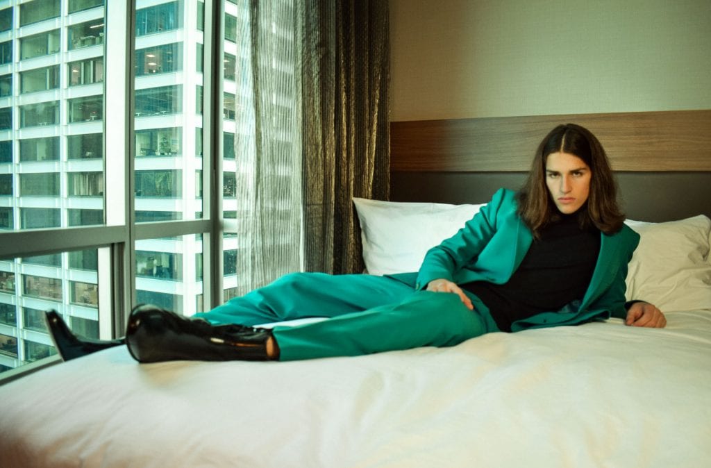 Lurking on Wall Street by Elys Berroteran Lurking on Wall Street by Elys Berroteran Vanity Teen 虚荣青年 Lifestyle & new faces magazine