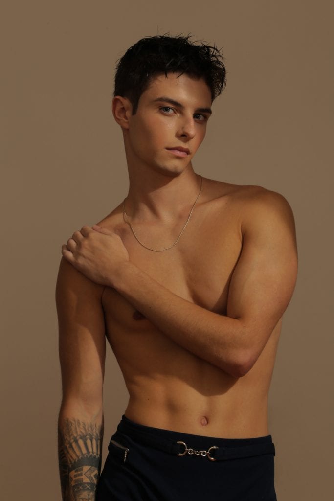 Yuri Matulevicius by Bruno Barreto Yuri Matulevicius by Bruno Barreto Vanity Teen 虚荣青年 Lifestyle & new faces magazine