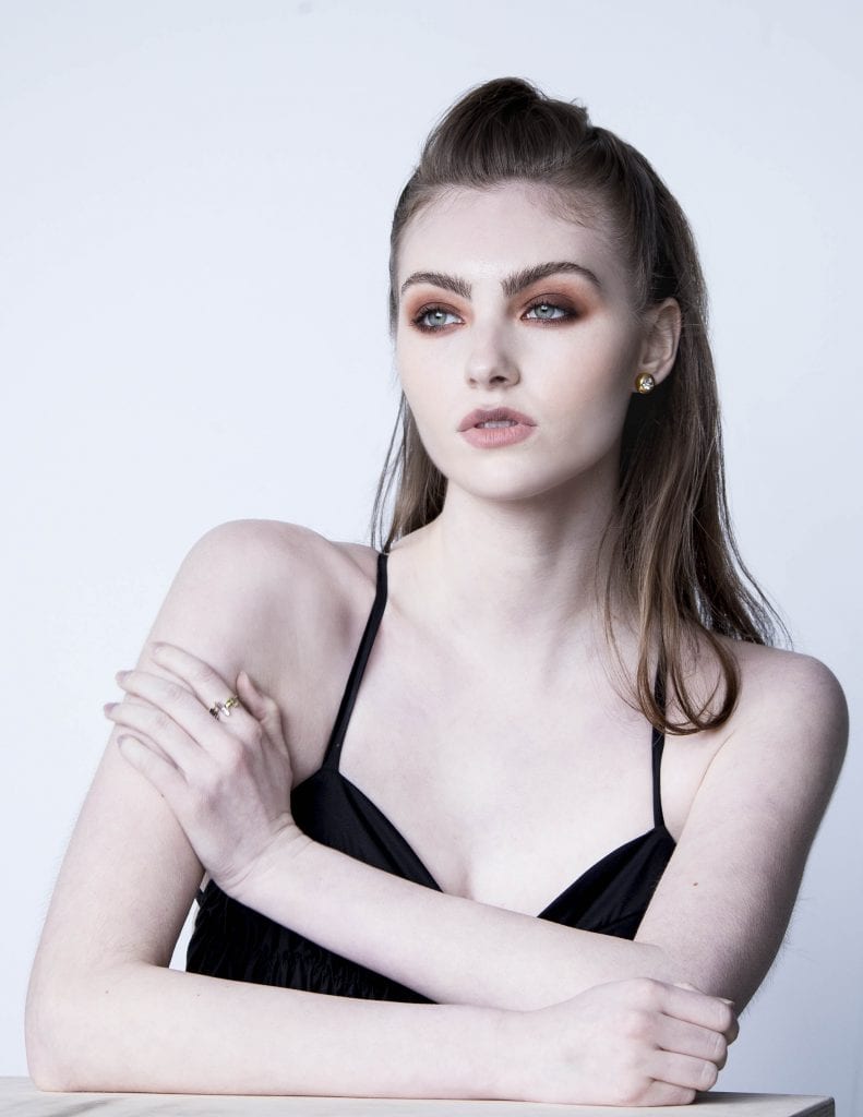 An Unrequited Affection by Walter Worch An Unrequited Affection by Walter Worch Vanity Teen 虚荣青年 Lifestyle & new faces magazine