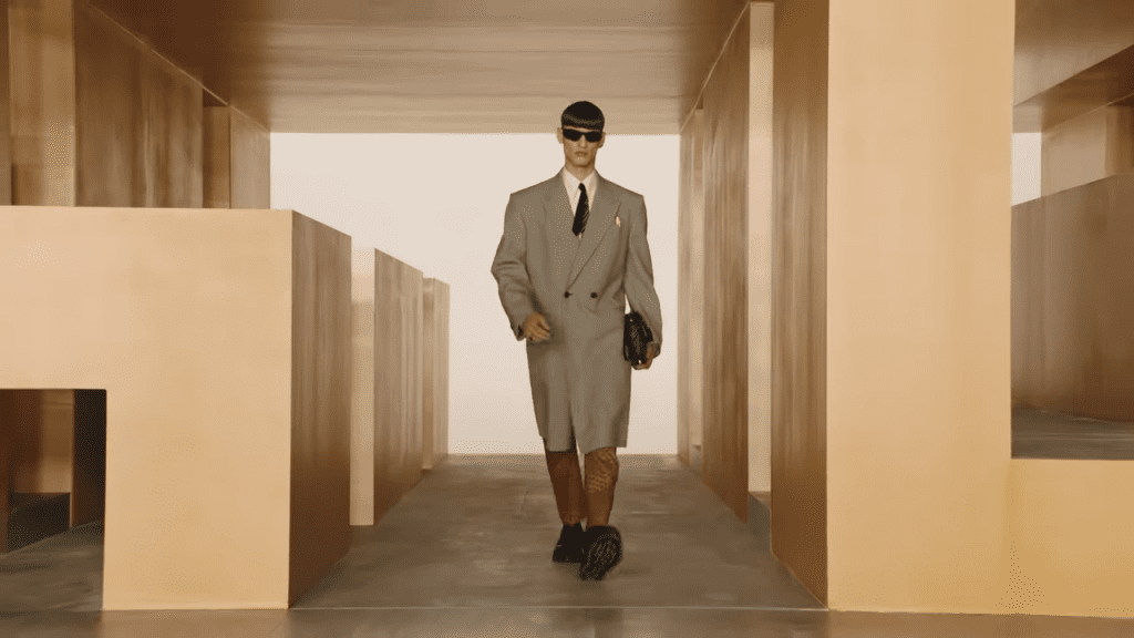 Versace FW21 Versace FW21 Vanity Teen 虚荣青年