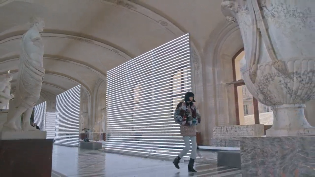 Watch LOUIS VUITTON'S FW 21 SHOW Watch LOUIS VUITTON'S FW 21 SHOW Vanity Teen 虚荣青年 Lifestyle & new faces magazine