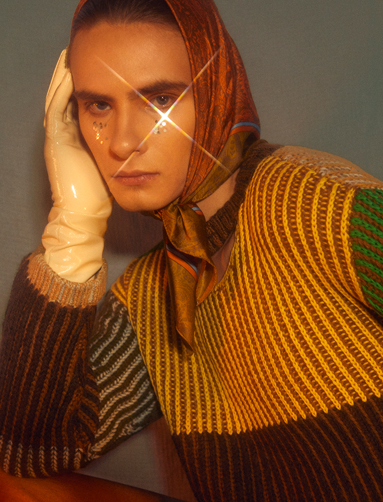 Michael South by Lalo Torres Vanity Teen 虚荣青年 Michael South by Lalo Torres Michael South by Lalo Torres Vanity Teen 虚荣青年