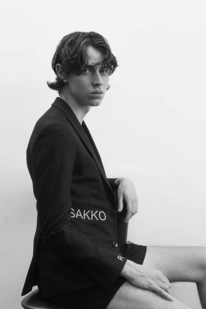 VT SS21 Distant Solitude by Florian Wellnhofer VT SS21 Distant Solitude by Florian Wellnhofer Vanity Teen 虚荣青年 Lifestyle & new faces magazine