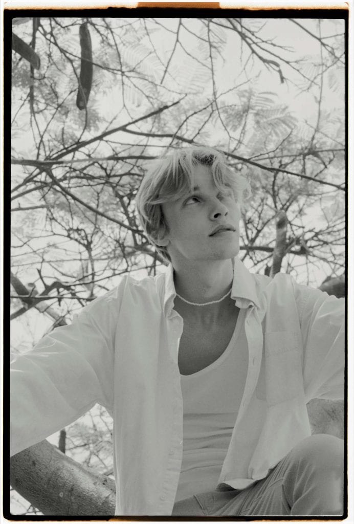 Summer Bloom by Joaquin Burgueño Summer Bloom by Joaquin Burgueño Vanity Teen 虚荣青年 Lifestyle & new faces magazine