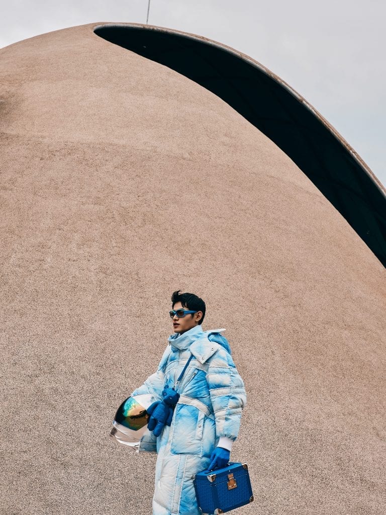 Landing by De Ziming Vanity Teen China June 2021 Issue Landing by De Ziming Vanity Teen China June 2021 Issue Vanity Teen 虚荣青年 Lifestyle & new faces magazine