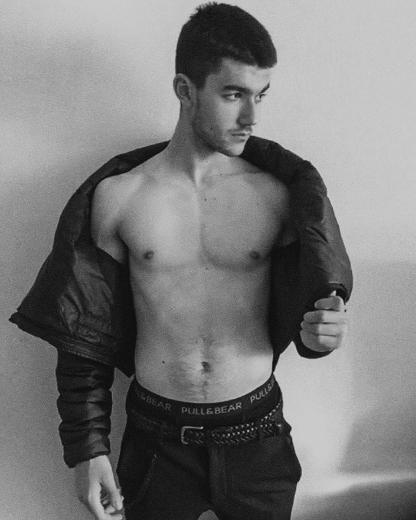 Explorer Kid by Fabrizio Ricciardi Explorer Kid by Fabrizio Ricciardi Vanity Teen 虚荣青年 Lifestyle & new faces magazine