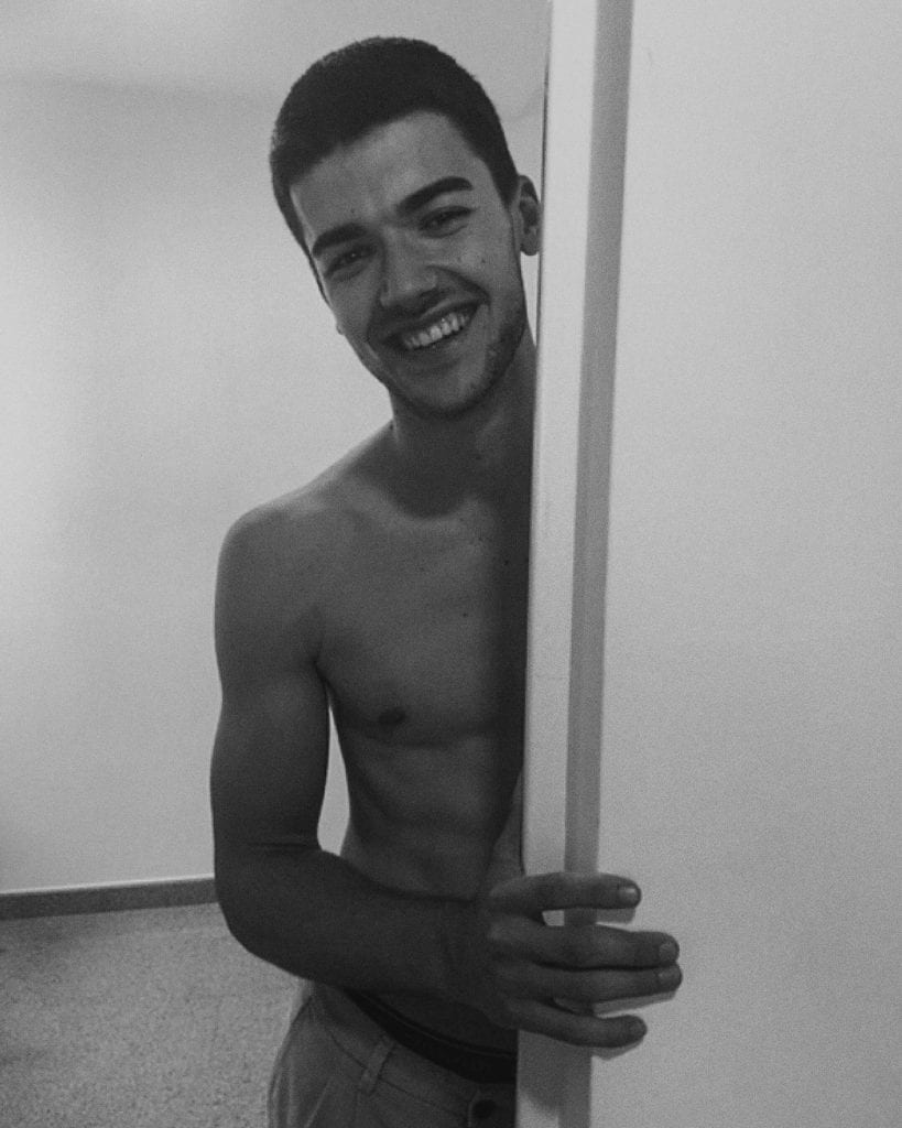 Explorer Kid by Fabrizio Ricciardi Explorer Kid by Fabrizio Ricciardi Vanity Teen 虚荣青年 Lifestyle & new faces magazine