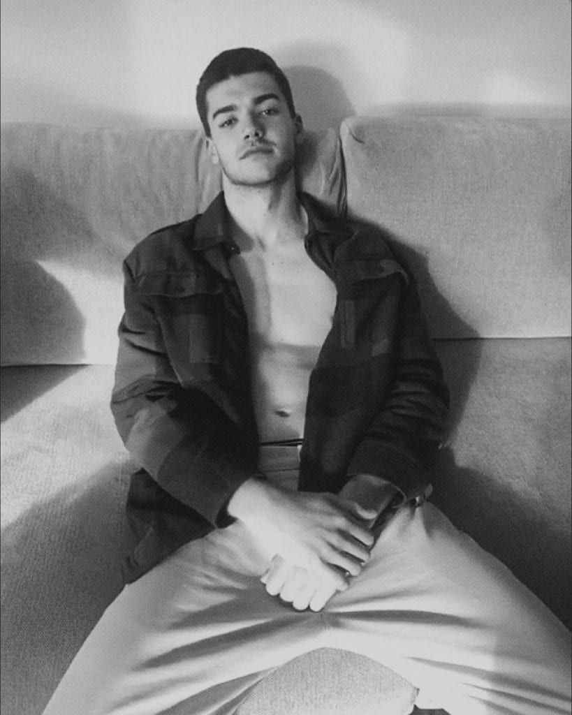 Explorer Kid by Fabrizio Ricciardi Explorer Kid by Fabrizio Ricciardi Vanity Teen 虚荣青年 Lifestyle & new faces magazine