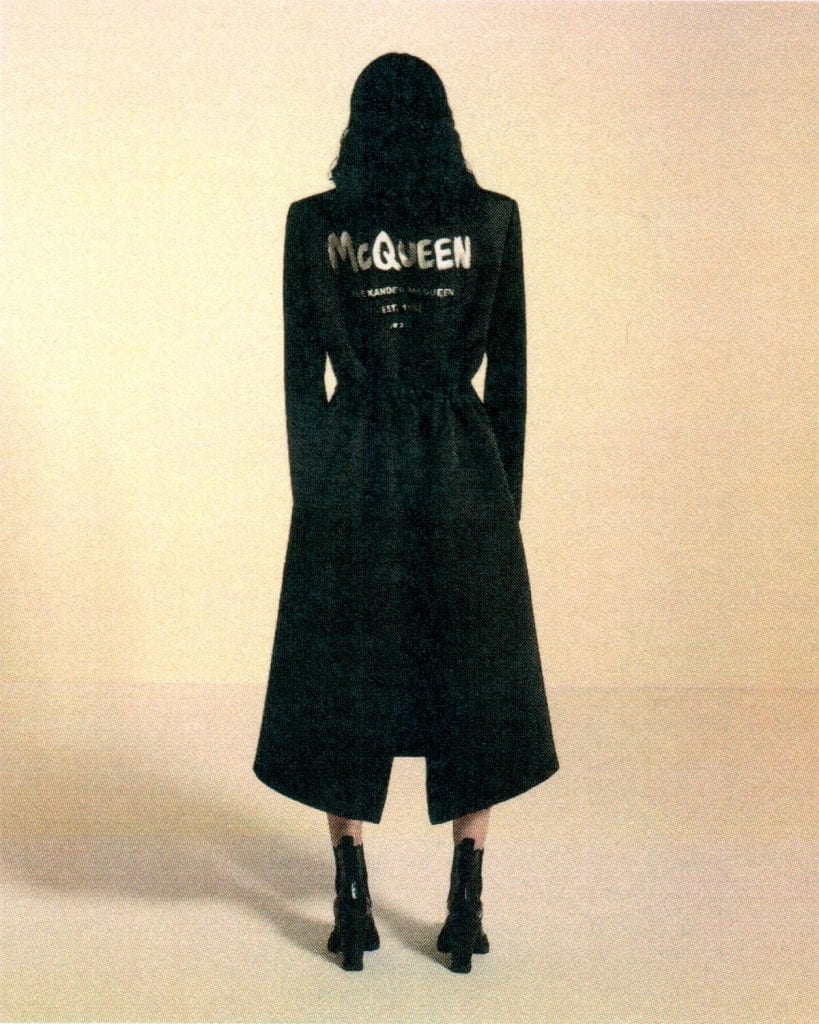 Alexander McQueen Graffiti Collection Vanity Teen 虚荣青年 Lifestyle & new faces magazine Alexander McQueen Graffiti Collection Alexander McQueen Graffiti Collection Vanity Teen 虚荣青年 Lifestyle & new faces magazine