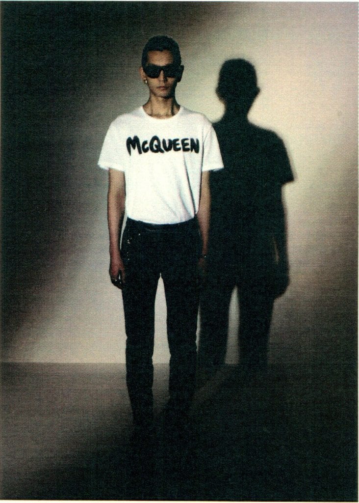 Alexander McQueen Graffiti Collection Vanity Teen 虚荣青年 Lifestyle & new faces magazine Alexander McQueen Graffiti Collection Alexander McQueen Graffiti Collection Vanity Teen 虚荣青年 Lifestyle & new faces magazine