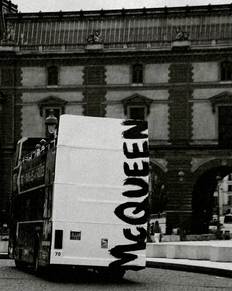 Alexander McQueen Graffiti Collection Vanity Teen 虚荣青年 Lifestyle & new faces magazine Alexander McQueen Graffiti Collection Alexander McQueen Graffiti Collection Vanity Teen 虚荣青年 Lifestyle & new faces magazine