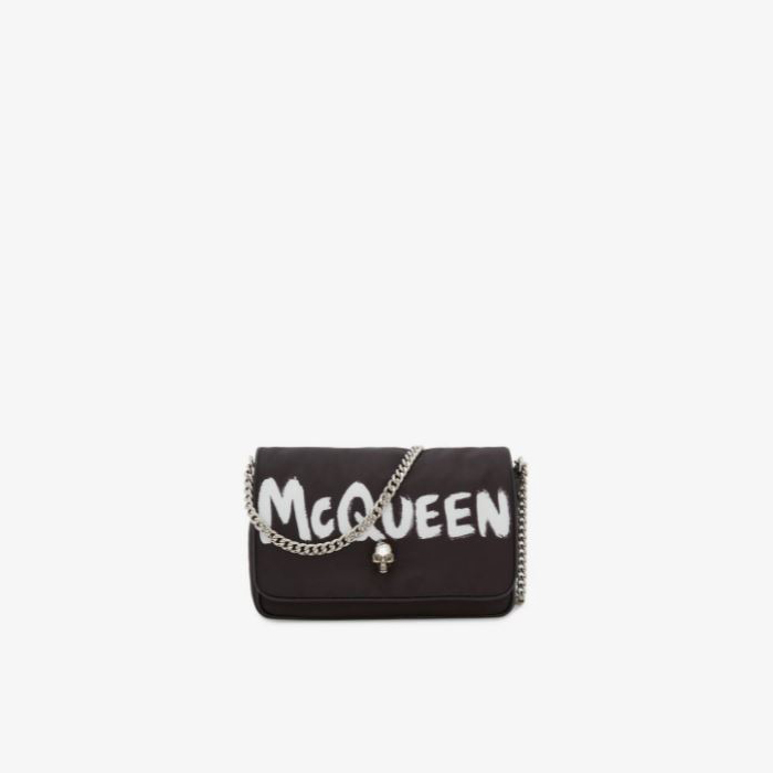 Alexander McQueen Graffiti Collection Vanity Teen 虚荣青年 Lifestyle & new faces magazine Alexander McQueen Graffiti Collection Alexander McQueen Graffiti Collection Vanity Teen 虚荣青年 Lifestyle & new faces magazine