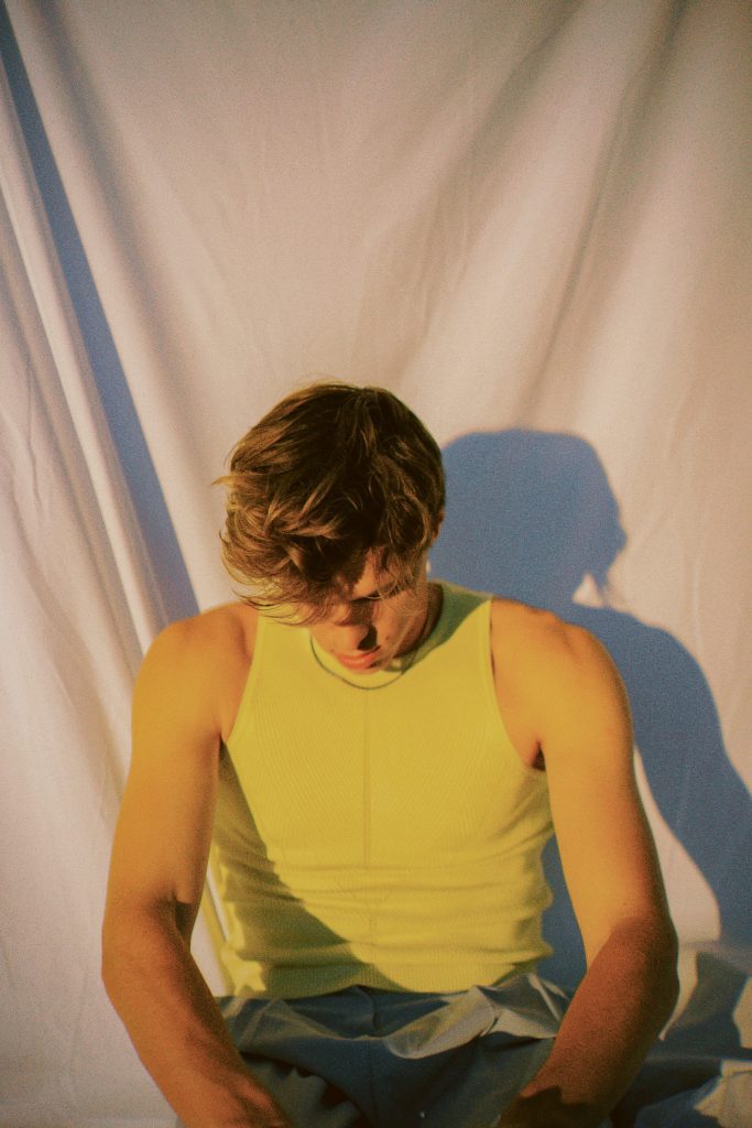 Life Is A Playground by Julen Martín Life Is A Playground by Julen Martín Vanity Teen 虚荣青年 Lifestyle & new faces magazine