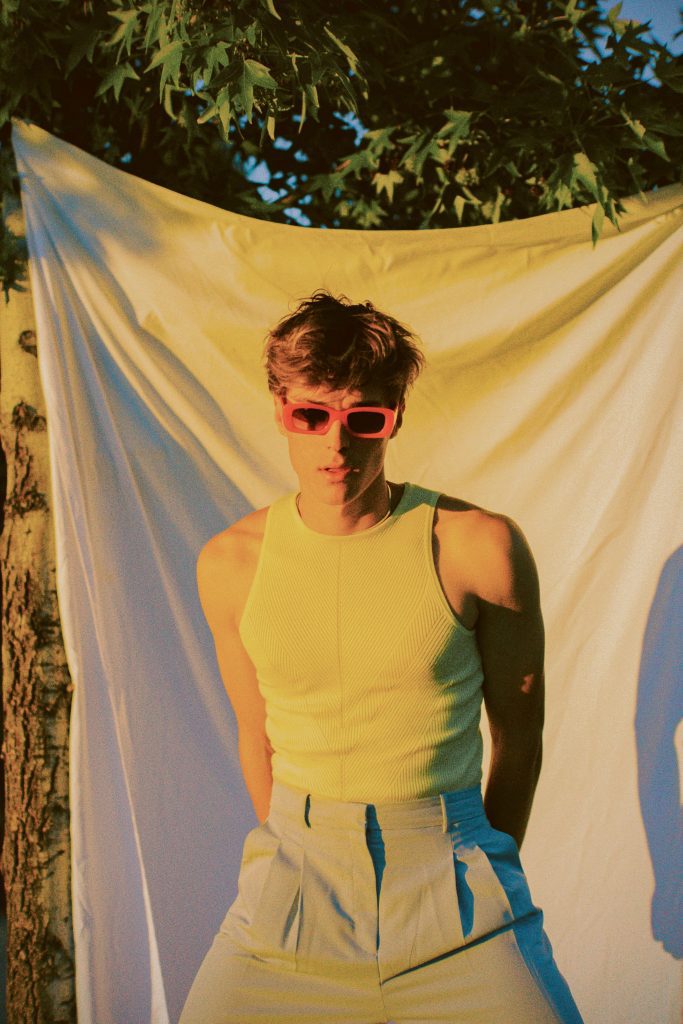 Life Is A Playground by Julen Martín Life Is A Playground by Julen Martín Vanity Teen 虚荣青年 Lifestyle & new faces magazine