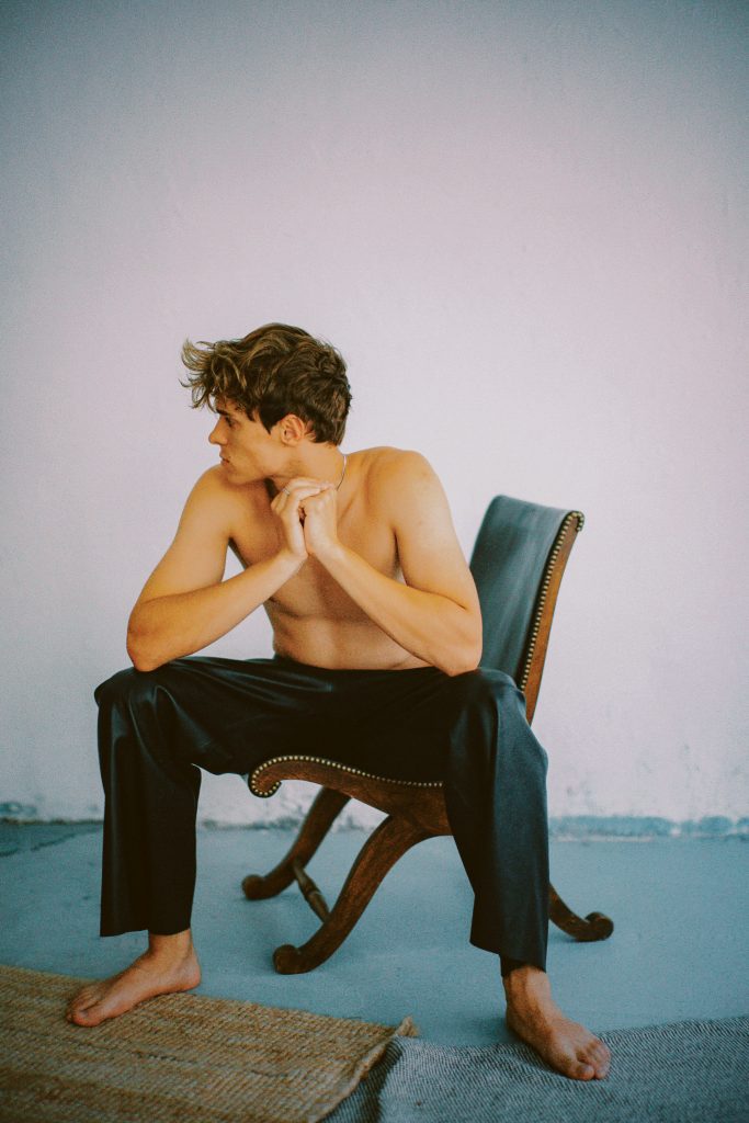 Life Is A Playground by Julen Martín Life Is A Playground by Julen Martín Vanity Teen 虚荣青年 Lifestyle & new faces magazine