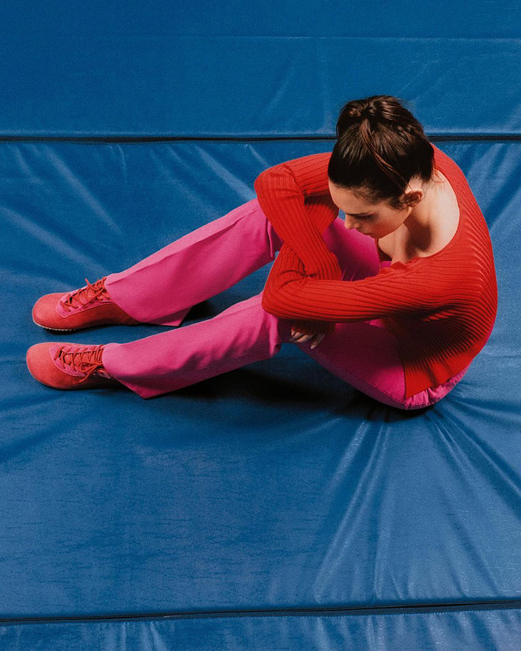 Jacquemus FW21 Collection La Montagne Starring Kendall Jenner Jacquemus FW21 Collection La Montagne Starring Kendall Jenner Vanity Teen 虚荣青年 Lifestyle & new faces magazine