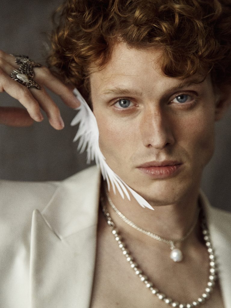 Nicolas The Icarus by David Suárez Nicolas The Icarus by David Suárez Vanity Teen 虚荣青年 Lifestyle & new faces magazine
