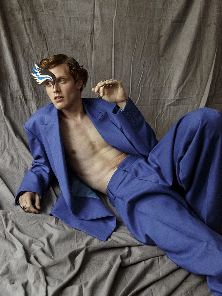 Nicolas The Icarus by David Suárez Nicolas The Icarus by David Suárez Vanity Teen 虚荣青年 Lifestyle & new faces magazine