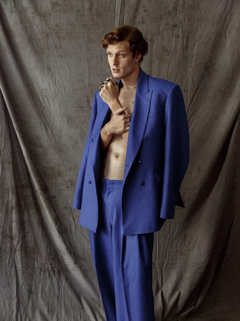 Nicolas The Icarus by David Suárez Nicolas The Icarus by David Suárez Vanity Teen 虚荣青年 Lifestyle & new faces magazine
