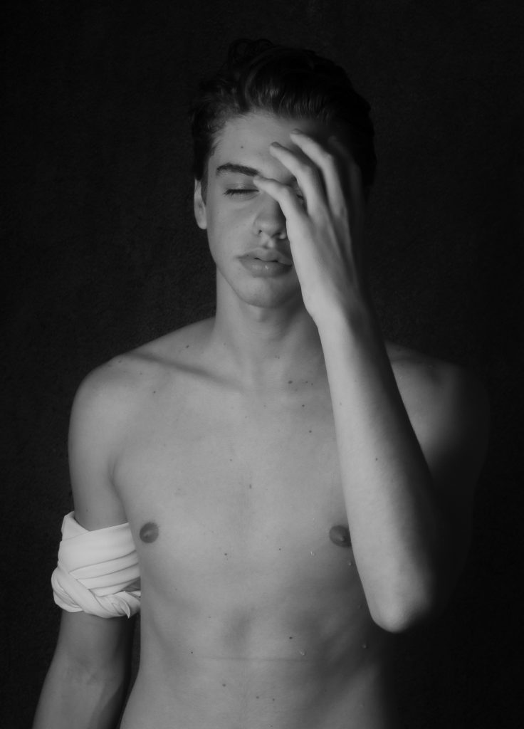 Yuri Lamarão by Beto Urbano Yuri Lamarão by Beto Urbano Vanity Teen 虚荣青年 Lifestyle & new faces magazine