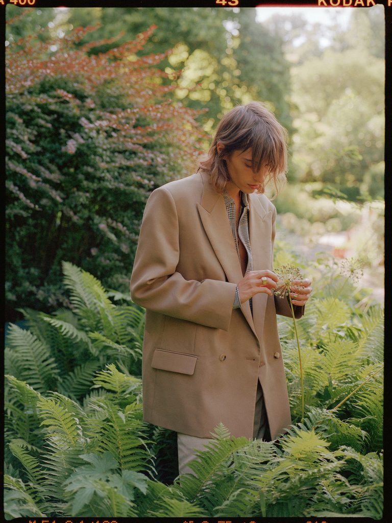 Joland Novaj by Julia Sariy Vanity Teen 虚荣青年 Lifestyle & new faces magazine Joland Novaj by Julia Sariy Joland Novaj by Julia Sariy Vanity Teen 虚荣青年 Lifestyle & new faces magazine