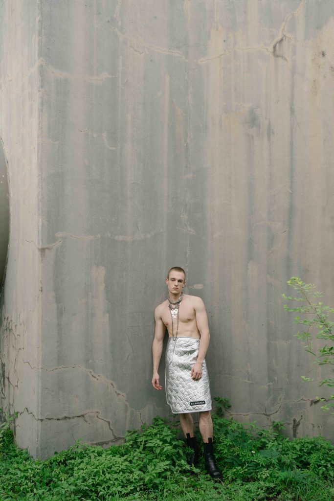 Mr Me by Emily Mr Me by Emily Vanity Teen 虚荣青年 Lifestyle & new faces magazine