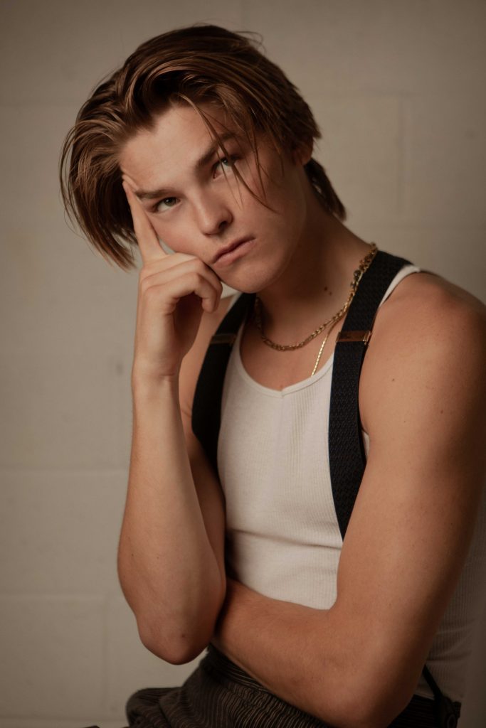 Dodge by Giuseppe Falla Dodge by Giuseppe Falla Vanity Teen 虚荣青年 Lifestyle & new faces magazine