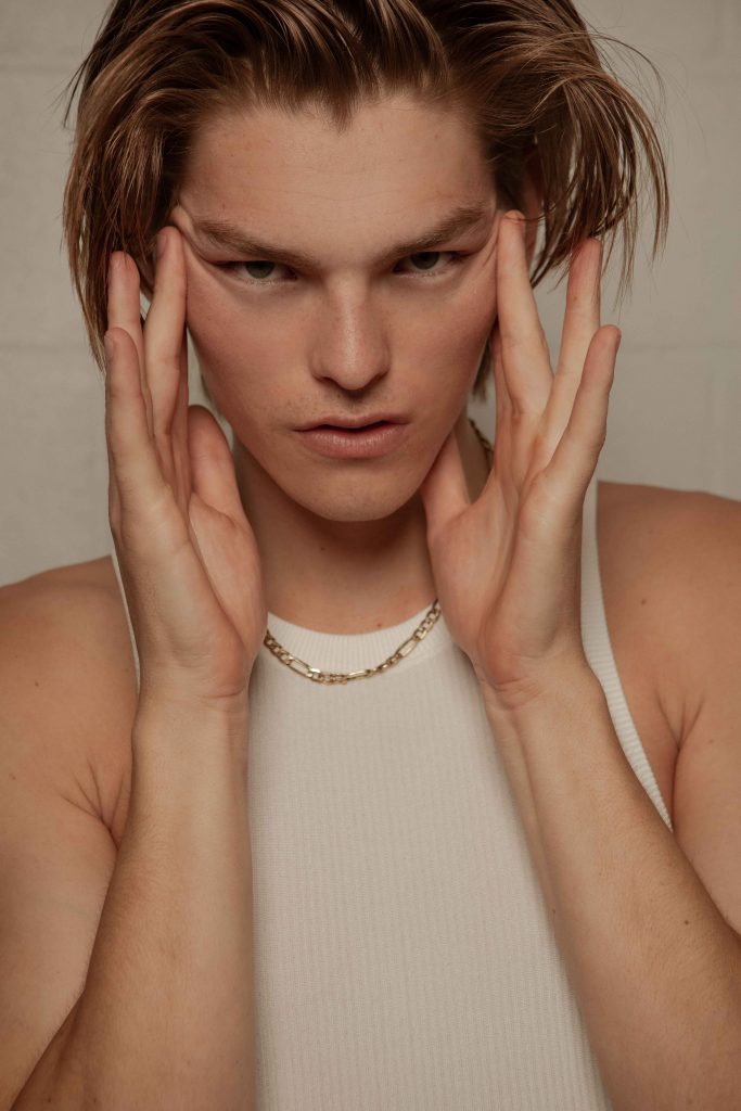 Dodge by Giuseppe Falla Dodge by Giuseppe Falla Vanity Teen 虚荣青年 Lifestyle & new faces magazine