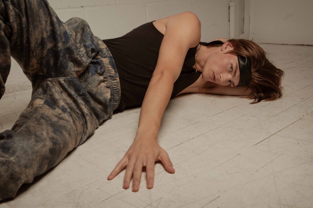 Dodge by Giuseppe Falla Dodge by Giuseppe Falla Vanity Teen 虚荣青年 Lifestyle & new faces magazine