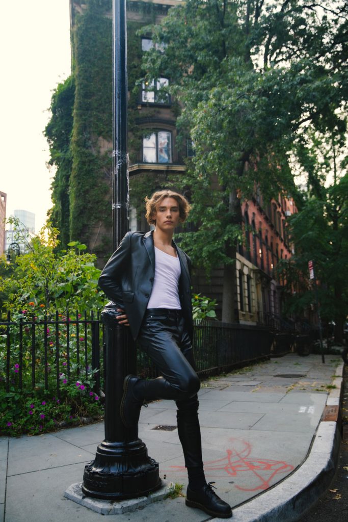 Golden Boy by Marc Levin Tarigan Golden Boy by Marc Levin Tarigan Vanity Teen 虚荣青年 Lifestyle & new faces magazine