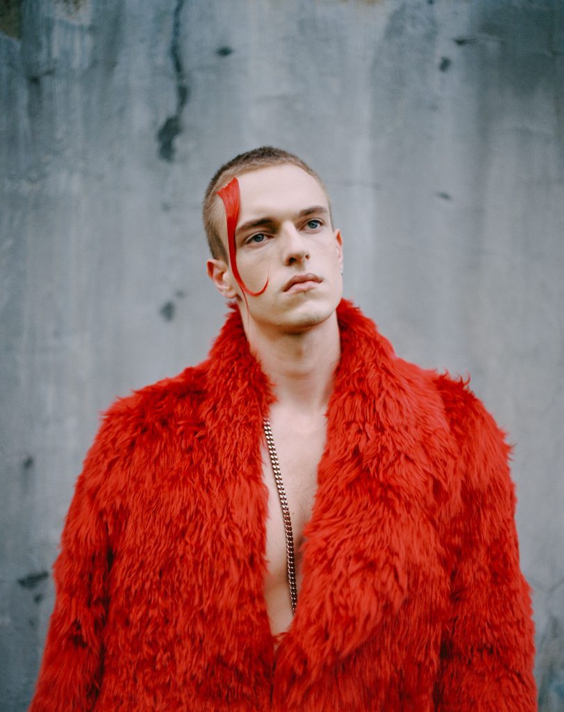 Mr Me by Emily Mr Me by Emily Vanity Teen 虚荣青年 Lifestyle & new faces magazine