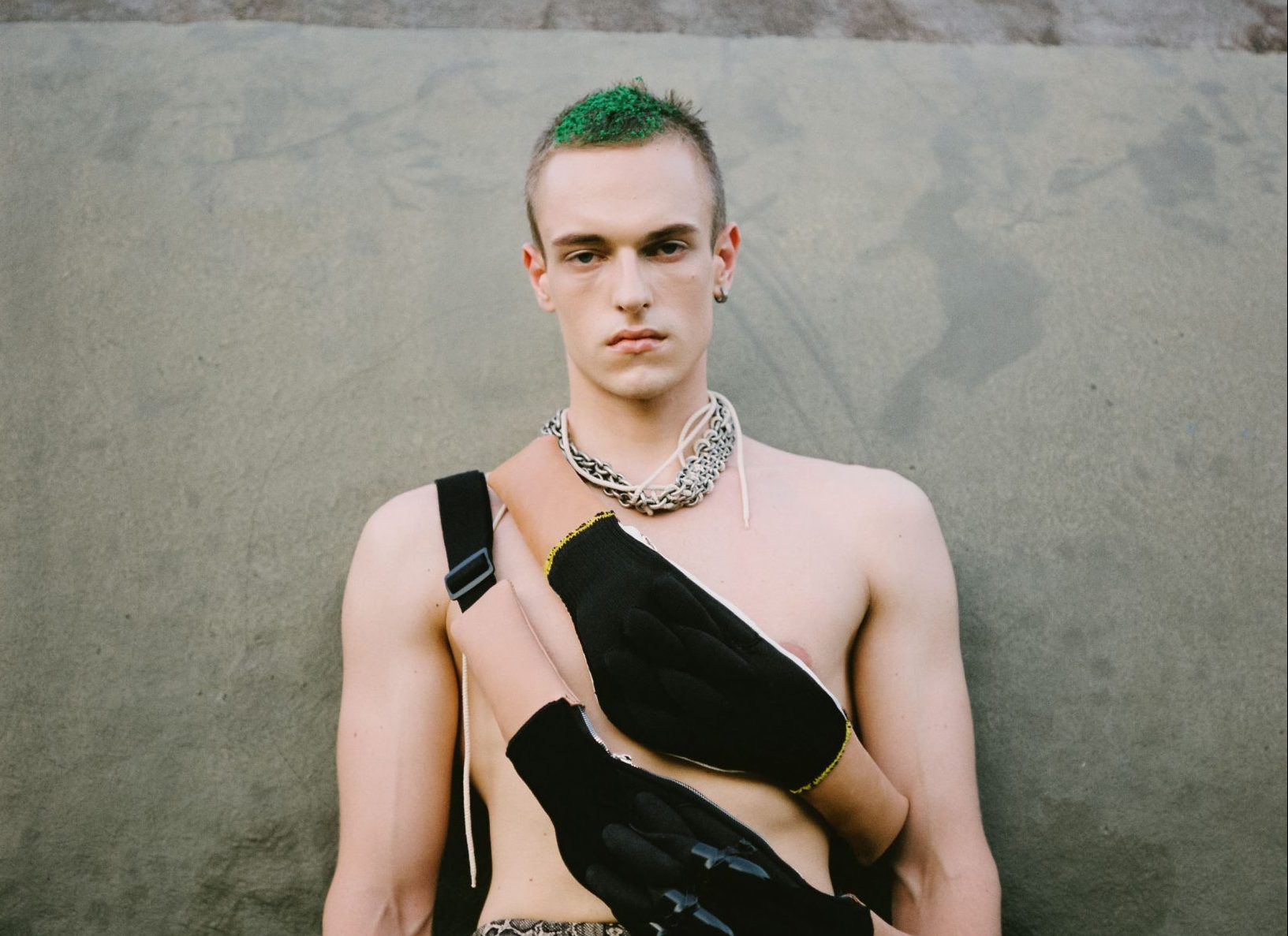 Mr Me by Emily Mr Me by Emily Vanity Teen 虚荣青年 Lifestyle & new faces magazine