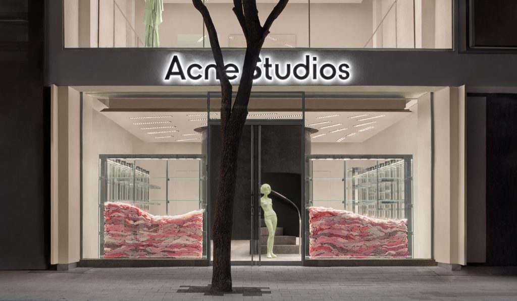 Acne Studios Opens First Southern US Location in Miami's Fashion-Forward Design District Acne Studios Opens First Southern US Location in Miami's Fashion-Forward Design District Vanity Teen 虚荣青年 Lifestyle & new faces magazine