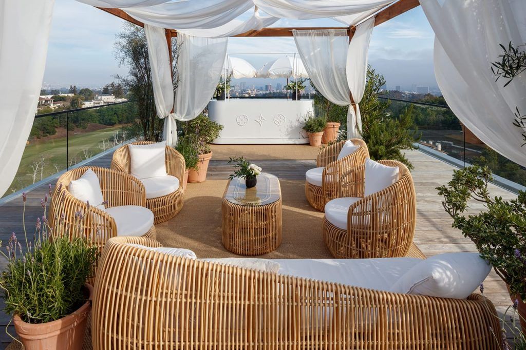 Louis Vuitton Unveils Exclusive "Crafting Dreams" Exhibition in Los Angeles Louis Vuitton Unveils Exclusive "Crafting Dreams" Exhibition in Los Angeles Vanity Teen 虚荣青年 Lifestyle & new faces magazine