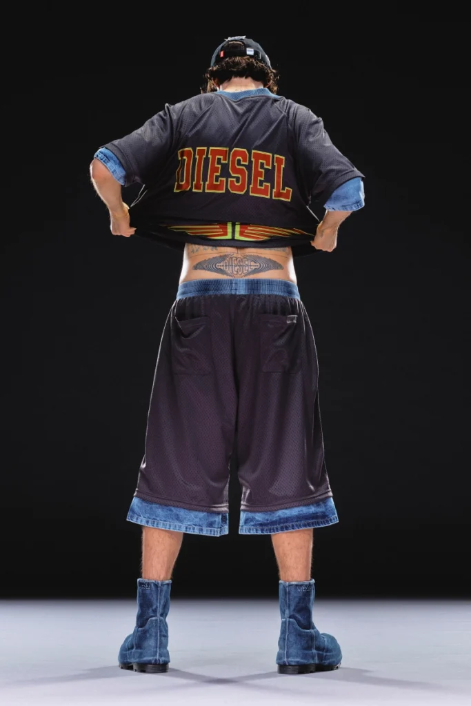 Glenn Martens Reinvents Diesel with a Democratic Ethos for Resort 2024 Glenn Martens Reinvents Diesel with a Democratic Ethos for Resort 2024 Vanity Teen 虚荣青年 Lifestyle & new faces magazine