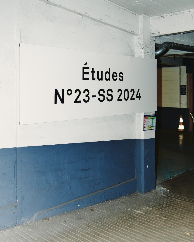Behind the Scenes at Études N°23: Paris Fashion Week SS24 Unveiled Behind the Scenes at Études N°23: Paris Fashion Week SS24 Unveiled Vanity Teen 虚荣青年 Lifestyle & new faces magazine