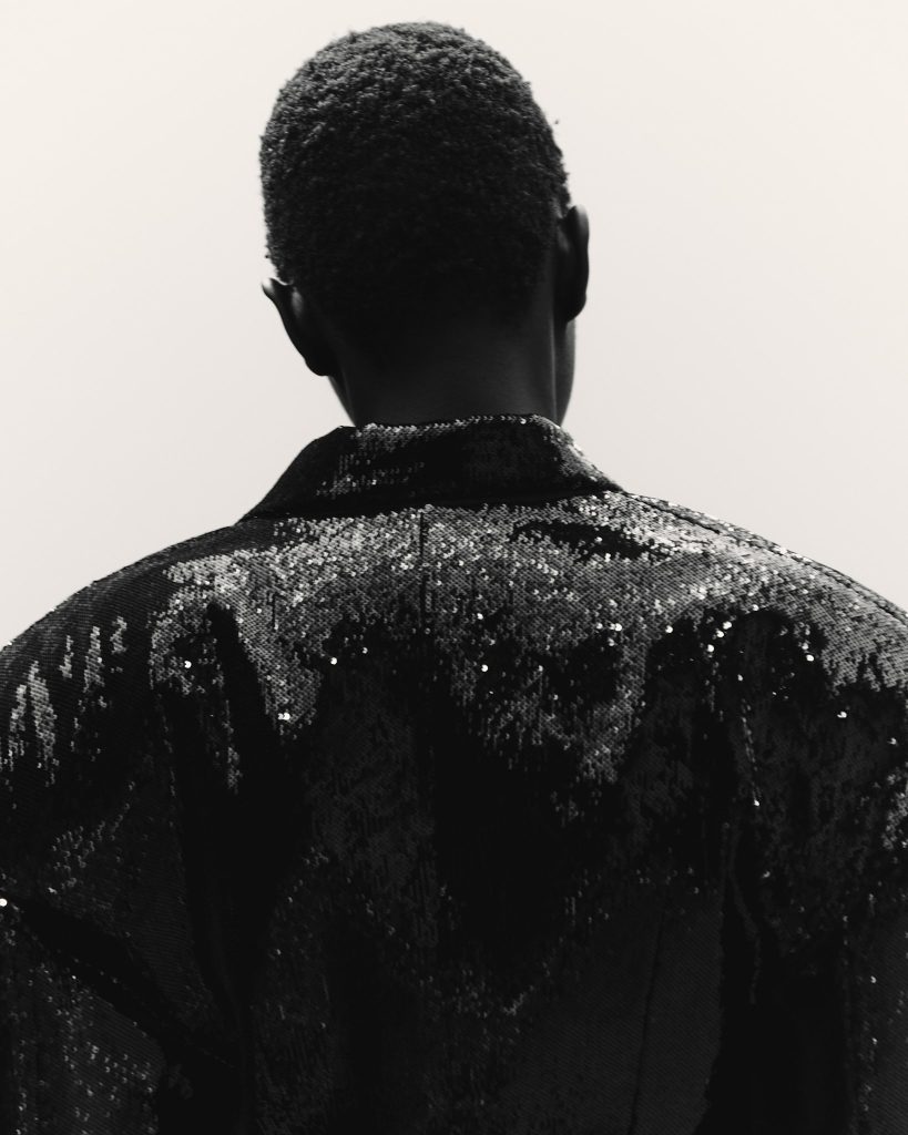 Victor Jacques Reveals Unseen Backstage Magic of JUUN J's Spring/Summer 2024 Collection at Paris Fashion Week Victor Jacques Reveals Unseen Backstage Magic of JUUN J's Spring/Summer 2024 Collection at Paris Fashion Week Vanity Teen 虚荣青年 Lifestyle & new faces magazine