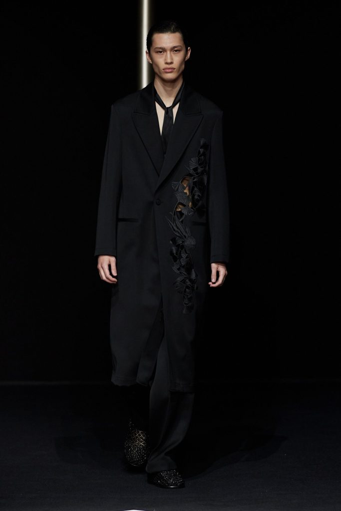 Emporio Armani Unveils Spring 2024 Men's Collection Vanity Teen 虚荣青年 Lifestyle & new faces magazine Emporio Armani Unveils Spring 2024 Men's Collection Emporio Armani Unveils Spring 2024 Men's Collection Vanity Teen 虚荣青年 Lifestyle & new faces magazine