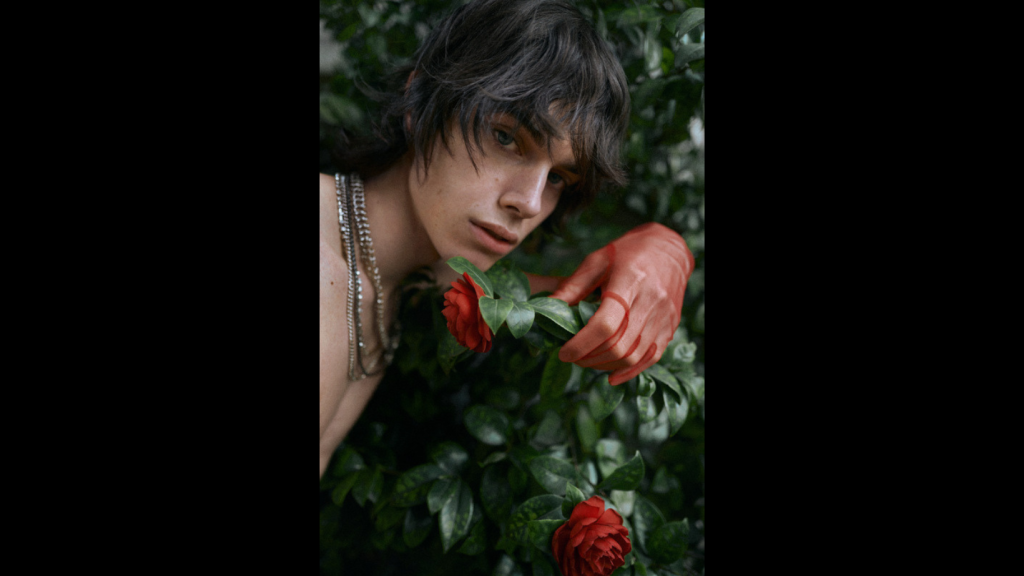 Karina Dobra Draws An Artistic Line Between Colossal Beauty And The Mystery Of Demise In This Exclusive Story Vanity Teen 虚荣青年 Lifestyle & New Faces Magazine - Vimarsana News