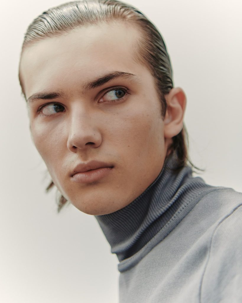 Victor Jacques Reveals Unseen Backstage Magic of JUUN J's Spring/Summer 2024 Collection at Paris Fashion Week Victor Jacques Reveals Unseen Backstage Magic of JUUN J's Spring/Summer 2024 Collection at Paris Fashion Week Vanity Teen 虚荣青年 Lifestyle & new faces magazine