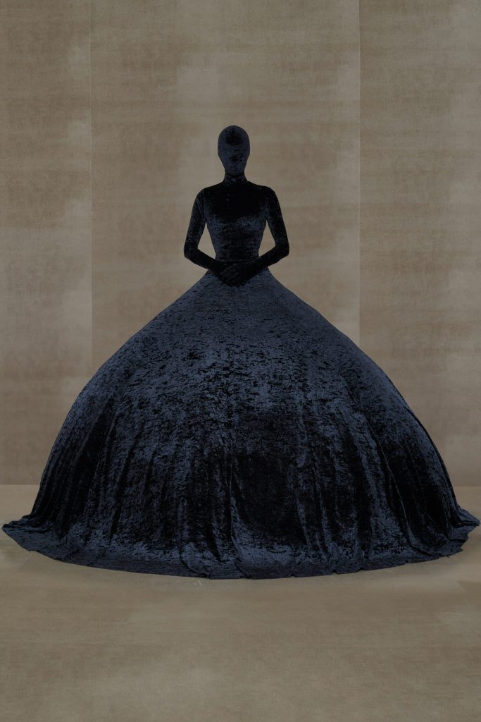 VETEMENTS Spring 2024 Collection: A Masterclass in Maximizing Style VETEMENTS Spring 2024 Collection: A Masterclass in Maximizing Style Vanity Teen 虚荣青年 Lifestyle & new faces magazine