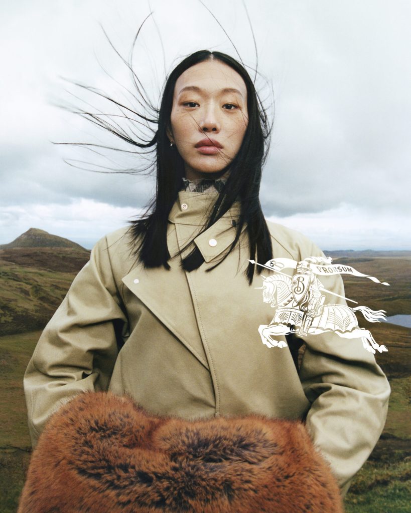 Burberry Unveils its Winter 2023 Campaign in a Dramatic Fashion Burberry Unveils its Winter 2023 Campaign in a Dramatic Fashion Vanity Teen 虚荣青年 Lifestyle & new faces magazine