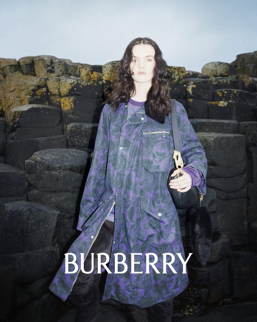 Burberry Unveils its Winter 2023 Campaign in a Dramatic Fashion Burberry Unveils its Winter 2023 Campaign in a Dramatic Fashion Vanity Teen 虚荣青年 Lifestyle & new faces magazine
