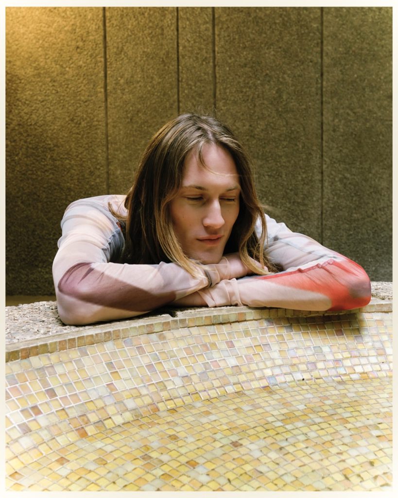 Beyond the Wind by Verónica Sansón Beyond the Wind by Verónica Sansón Vanity Teen 虚荣青年 Lifestyle & new faces magazine