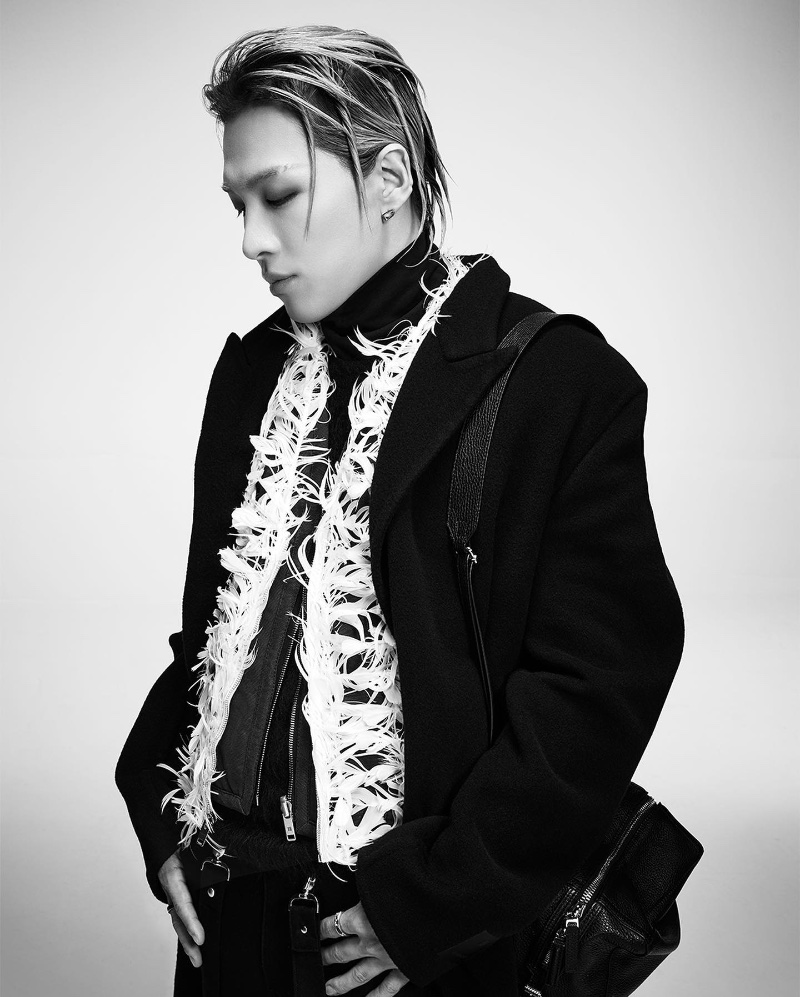 Givenchy Fall-Winter 2023: A Symphony of Style Starring K-Pop Phenom Taeyang Vanity Teen 虚荣青年 Lifestyle & new faces magazine Givenchy Fall-Winter 2023: A Symphony of Style Starring K-Pop Phenom Taeyang Givenchy Fall-Winter 2023: A Symphony of Style Starring K-Pop Phenom Taeyang Vanity Teen 虚荣青年 Lifestyle & new faces magazine